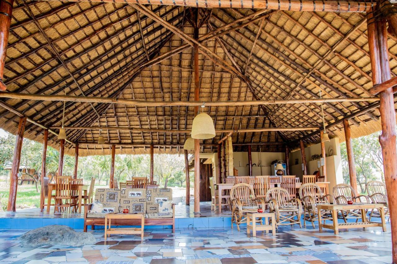 Mama Washindi Lodge Pakwach Екстер'єр фото
