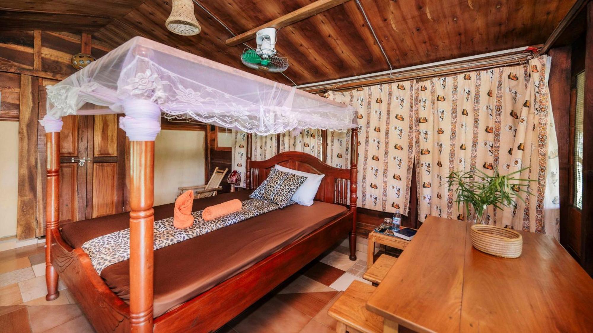 Mama Washindi Lodge Pakwach Екстер'єр фото
