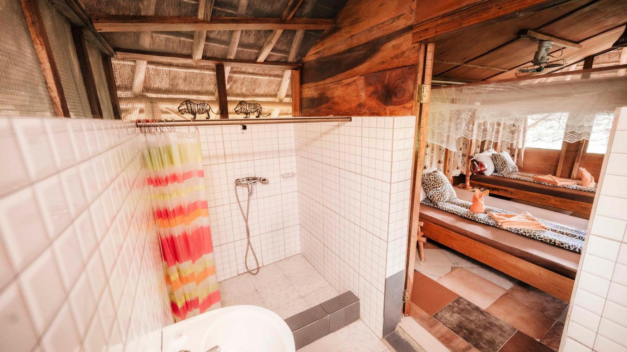 Mama Washindi Lodge Pakwach Екстер'єр фото